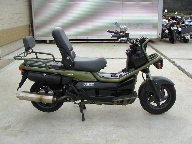Купить мотоцикл Honda PS250 2004 фото 6